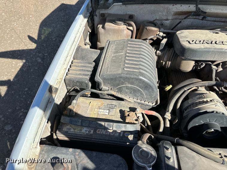 image for item OA9689 1998 Chevrolet C2500 Ext. Cab pickup truck