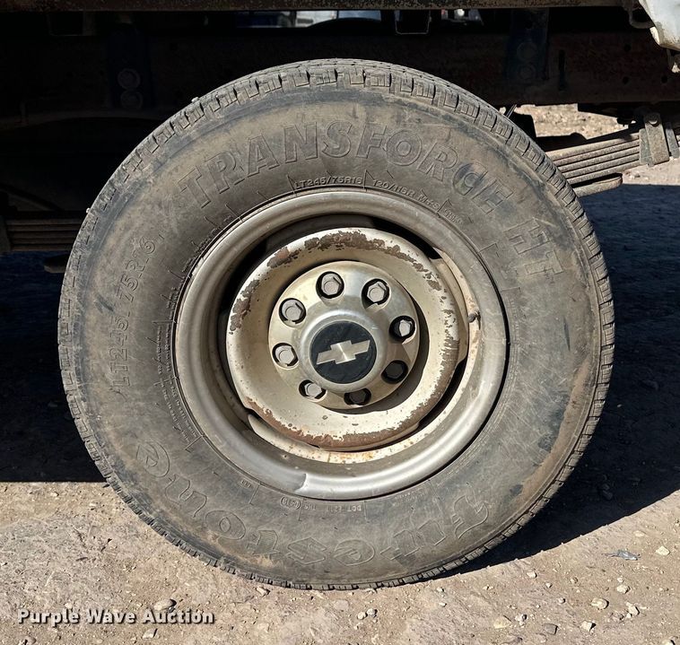 image for item OA9689 1998 Chevrolet C2500 Ext. Cab pickup truck