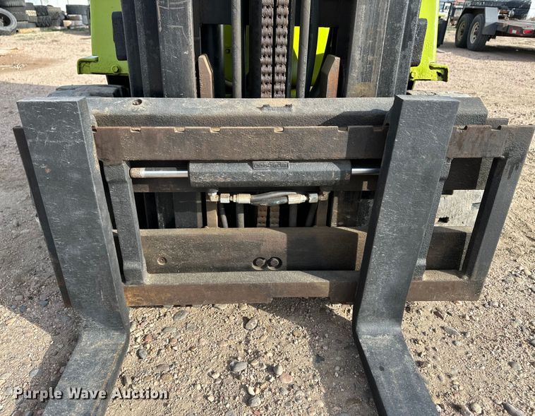 image for item OA9693 Clark GPS15 forklift