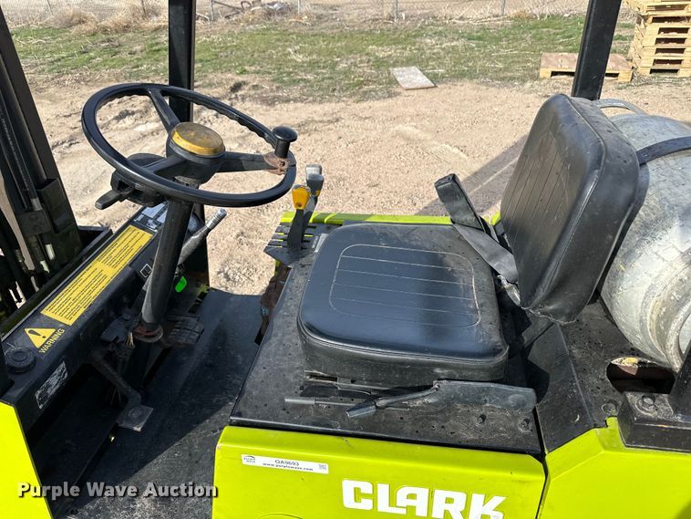 image for item OA9693 Clark GPS15 forklift