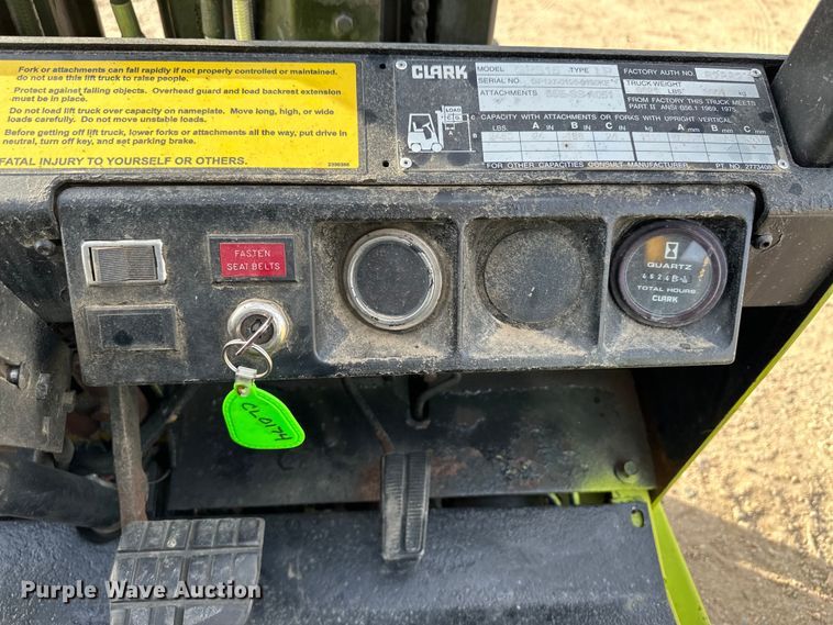image for item OA9693 Clark GPS15 forklift