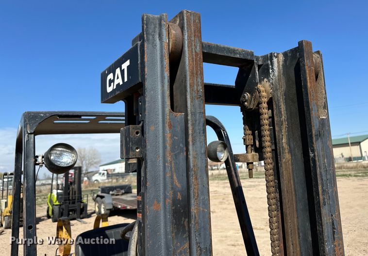 image for item OA9694 Caterpillar V50D forklift