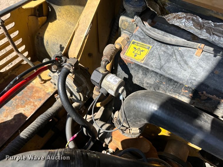 image for item OA9694 Caterpillar V50D forklift