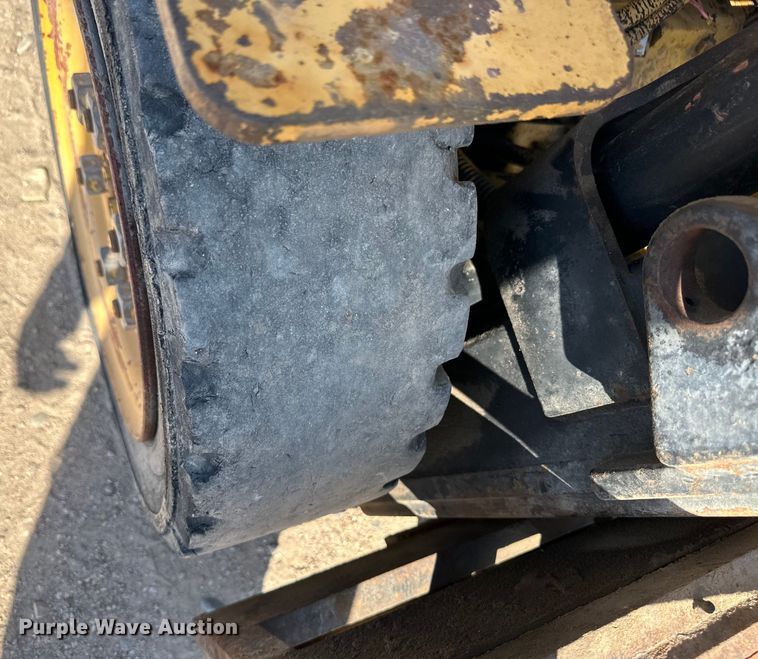 image for item OA9694 Caterpillar V50D forklift