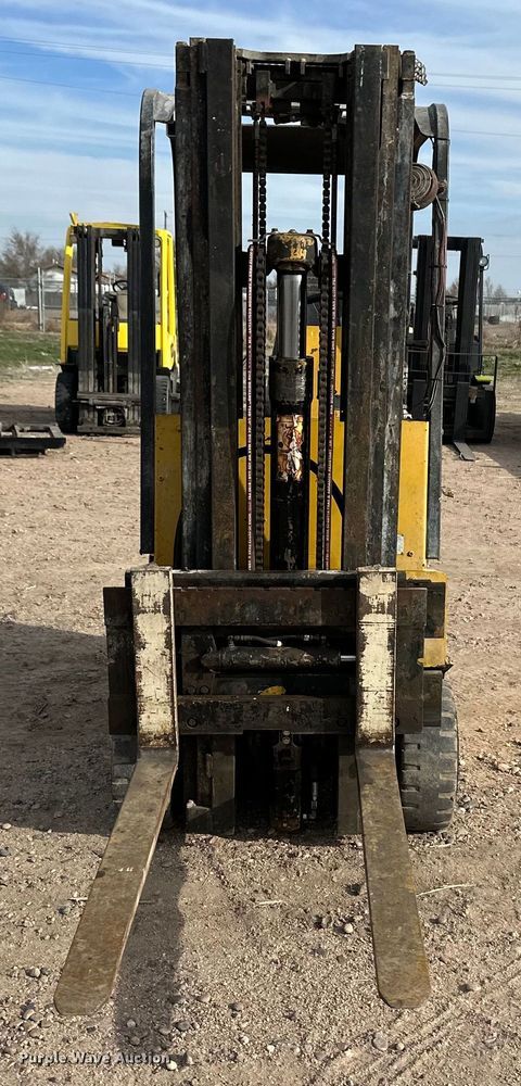 image for item OA9695 Yale forklift