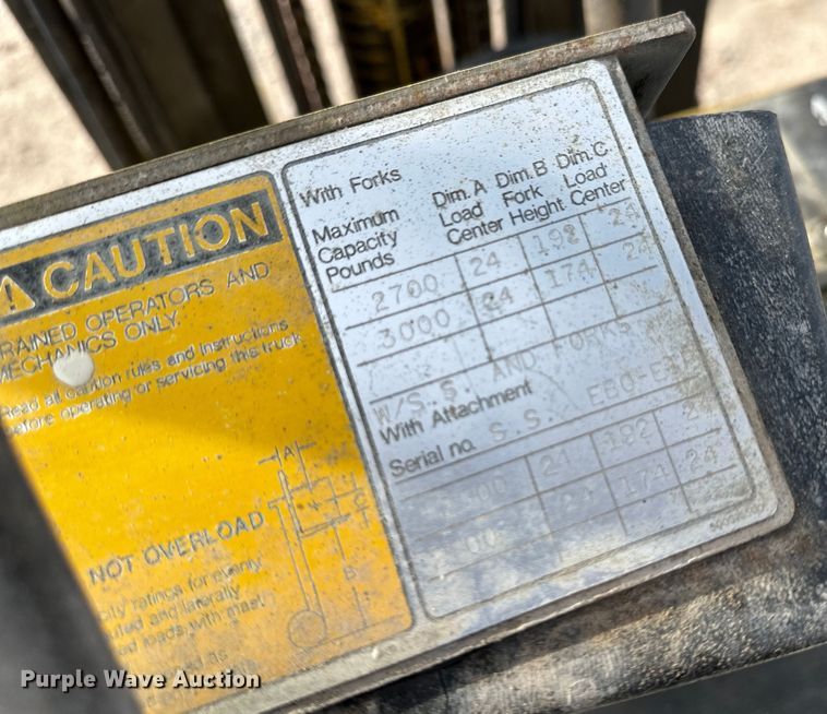 image for item OA9695 Yale forklift