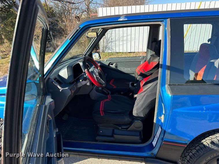 image for item OD9784 1991 Geo Tracker SUV