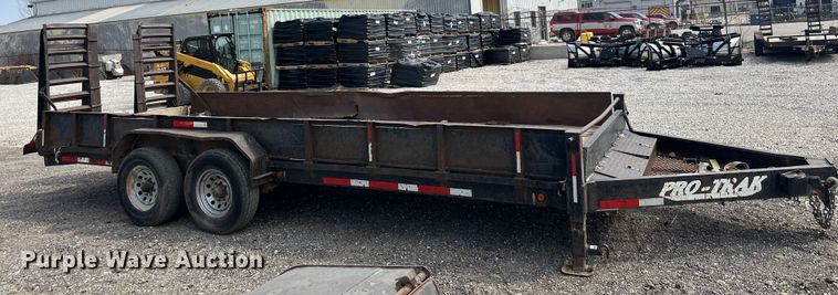 image for item OF9315 2006 Pro-Trak equipment trailer