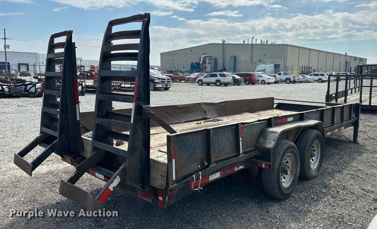 image for item OF9315 2006 Pro-Trak equipment trailer