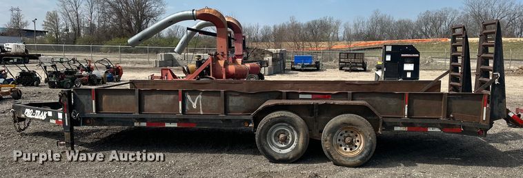 image for item OF9315 2006 Pro-Trak equipment trailer