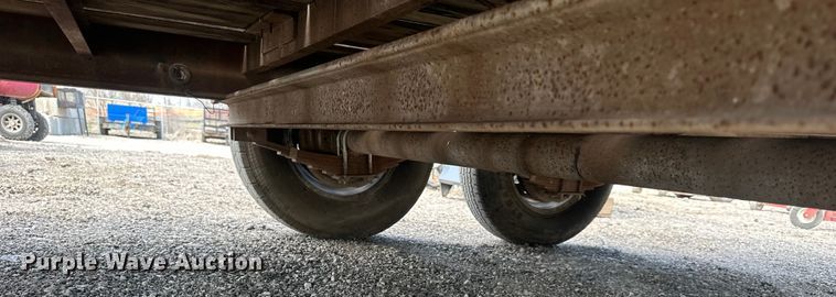 image for item OF9315 2006 Pro-Trak equipment trailer