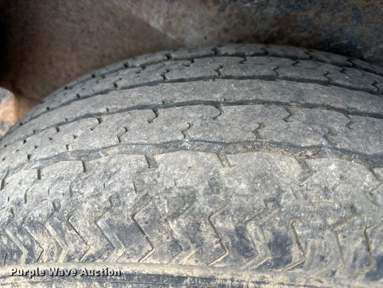 image for item OF9315 2006 Pro-Trak equipment trailer