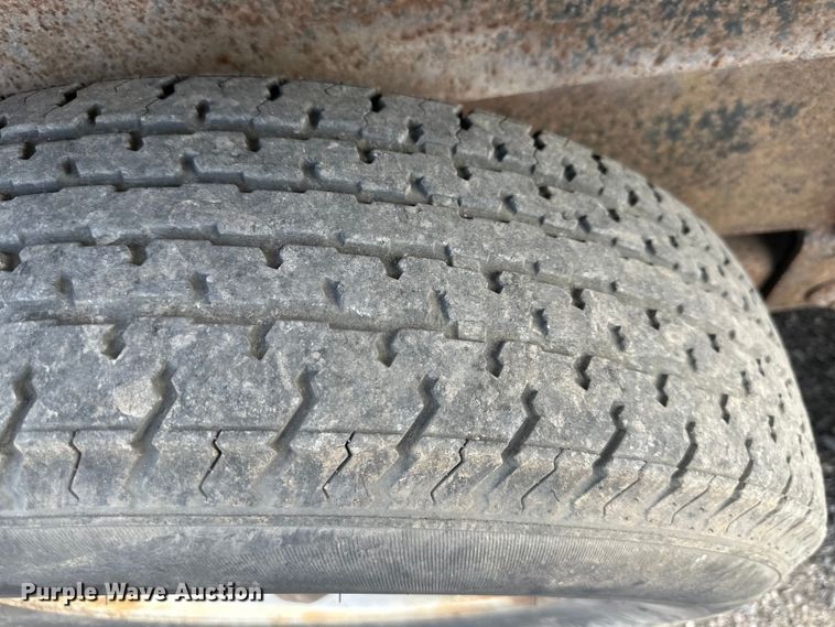 image for item OF9315 2006 Pro-Trak equipment trailer