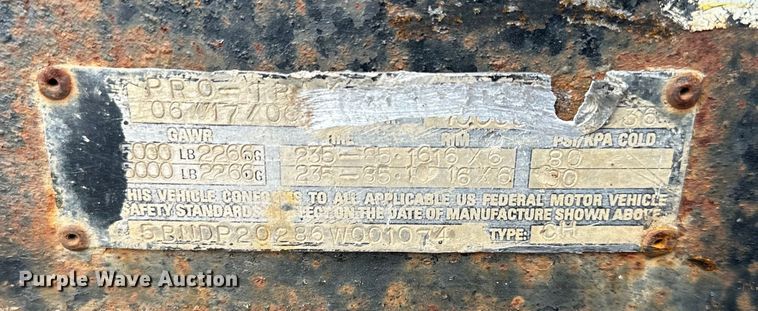 image for item OF9315 2006 Pro-Trak equipment trailer