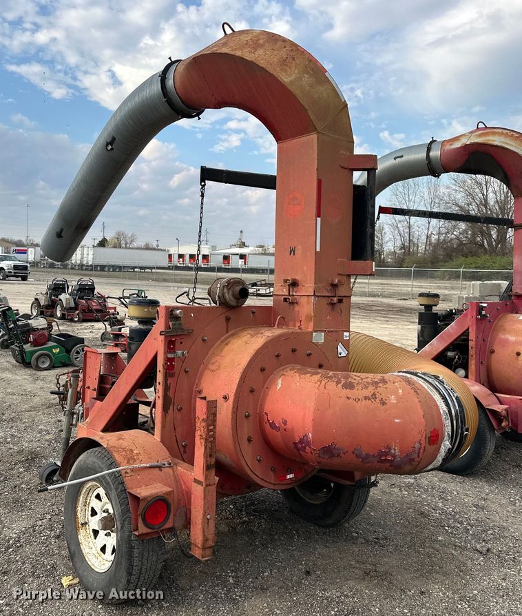 image for item OF9316 Giant Vac leaf vacuum 