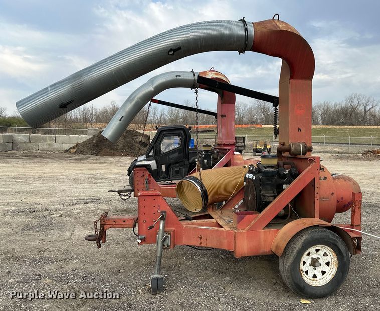 image for item OF9316 Giant Vac leaf vacuum 