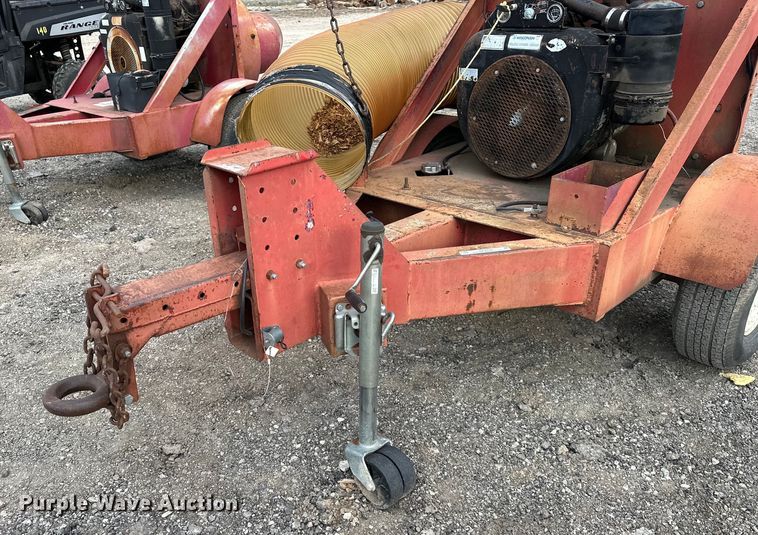 image for item OF9316 Giant Vac leaf vacuum 