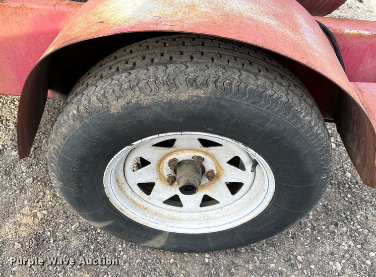 image for item OF9317 Giant Vac  TL652951W feaf vacuum 