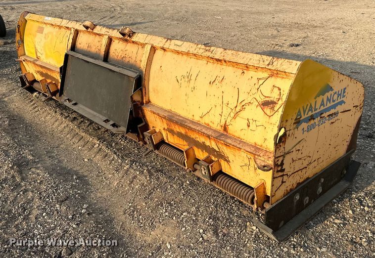 image for item OF9328 Avalanche  BHAT-12 skid steer snow pusher