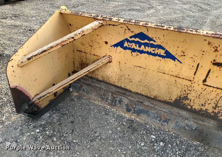 image for item OF9328 Avalanche  BHAT-12 skid steer snow pusher