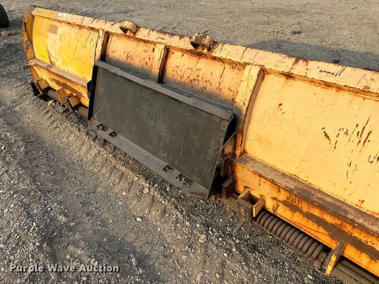 image for item OF9328 Avalanche  BHAT-12 skid steer snow pusher