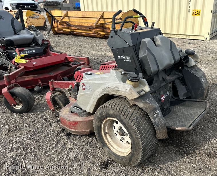 image for item OF9330 (2) Exmark Staris S Series lawn mowers