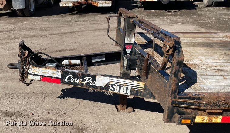 image for item OG9834 2011 Cornelius Manufacturing  UT-18H equipment trailer