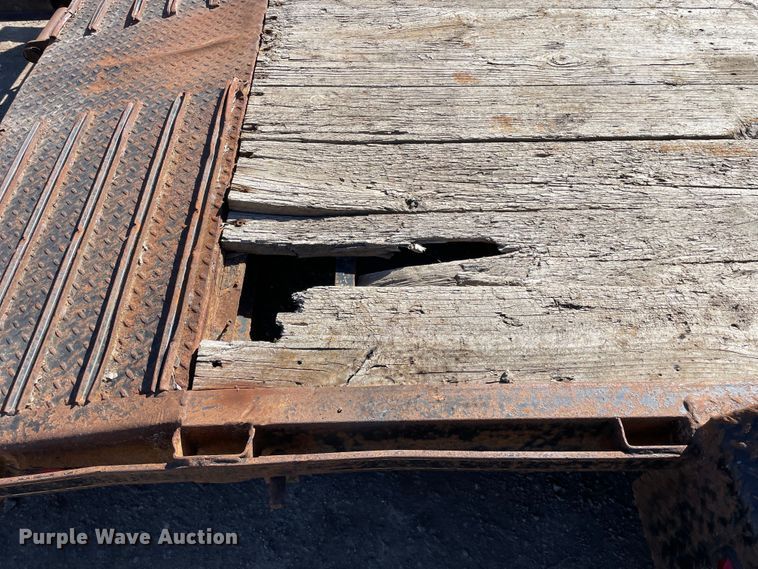 image for item OG9834 2011 Cornelius Manufacturing  UT-18H equipment trailer