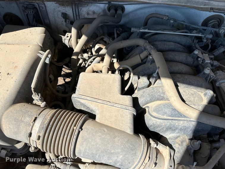 image for item OI9275 2007 Toyota Tundra Double Cab flatbed pickup truck 