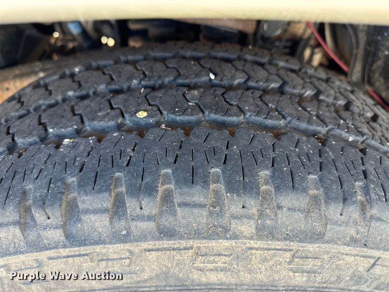 image for item OI9275 2007 Toyota Tundra Double Cab flatbed pickup truck 