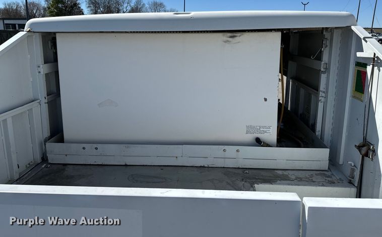 image for item OJ9592 2011 Ford E450 Super Duty XL utility van