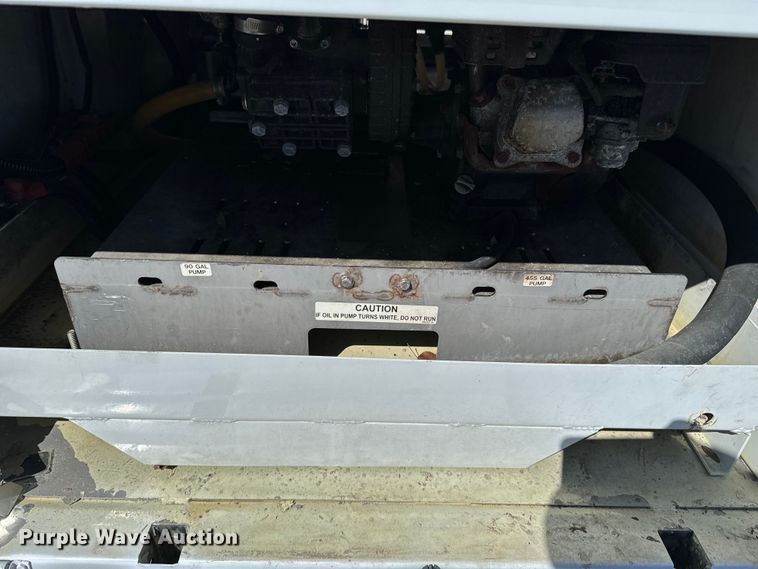 image for item OJ9592 2011 Ford E450 Super Duty XL utility van