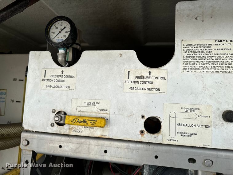 image for item OJ9592 2011 Ford E450 Super Duty XL utility van