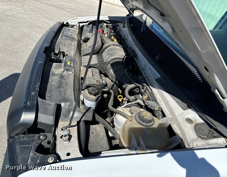 image for item OJ9592 2011 Ford E450 Super Duty XL utility van