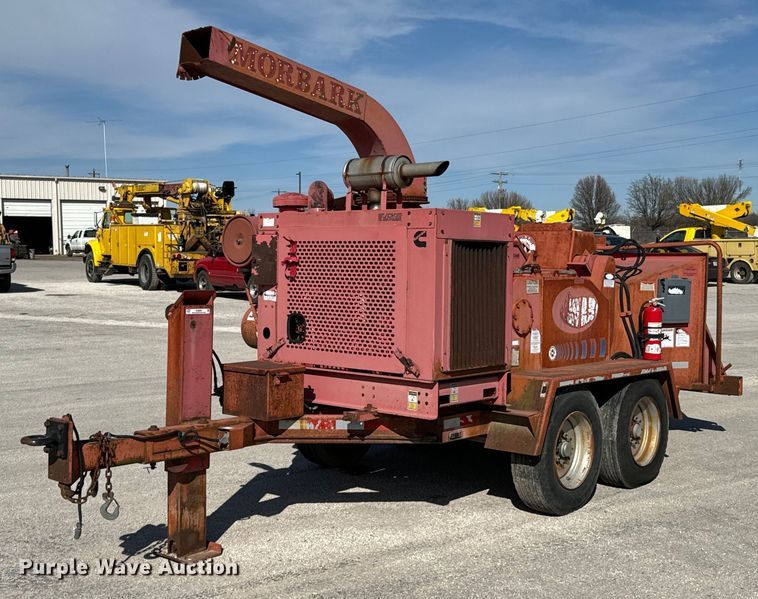 image for item OJ9664 2001 Morbark 2400 wood chipper