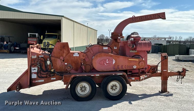 image for item OJ9664 2001 Morbark 2400 wood chipper