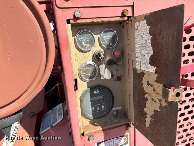 image for item OJ9664 2001 Morbark 2400 wood chipper