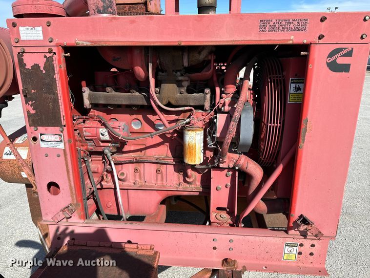 image for item OJ9664 2001 Morbark 2400 wood chipper