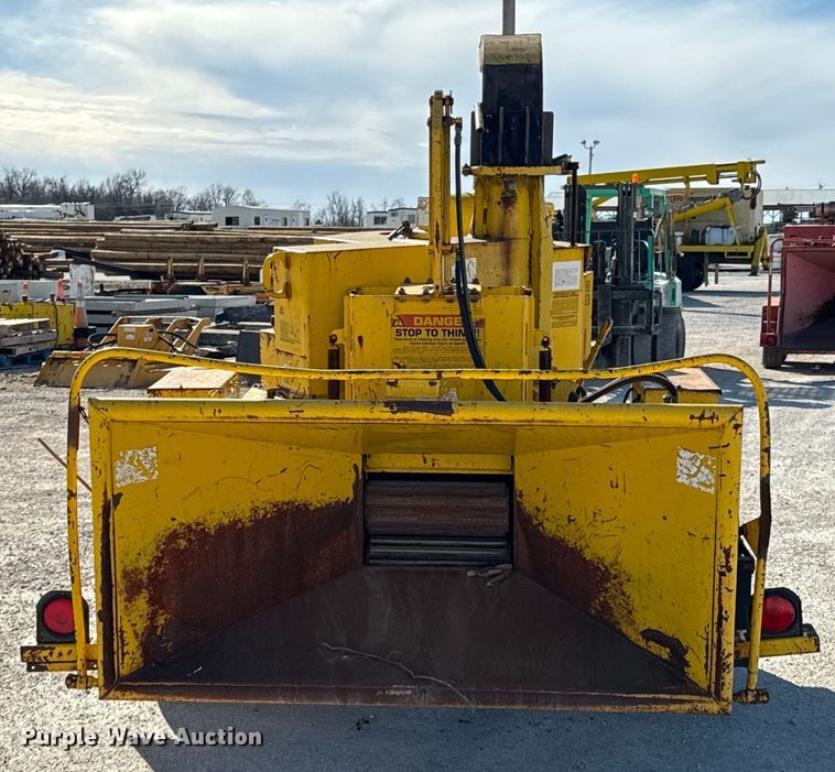 image for item OJ9665 Bandit 250 wood chipper