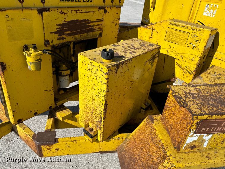 image for item OJ9665 Bandit 250 wood chipper