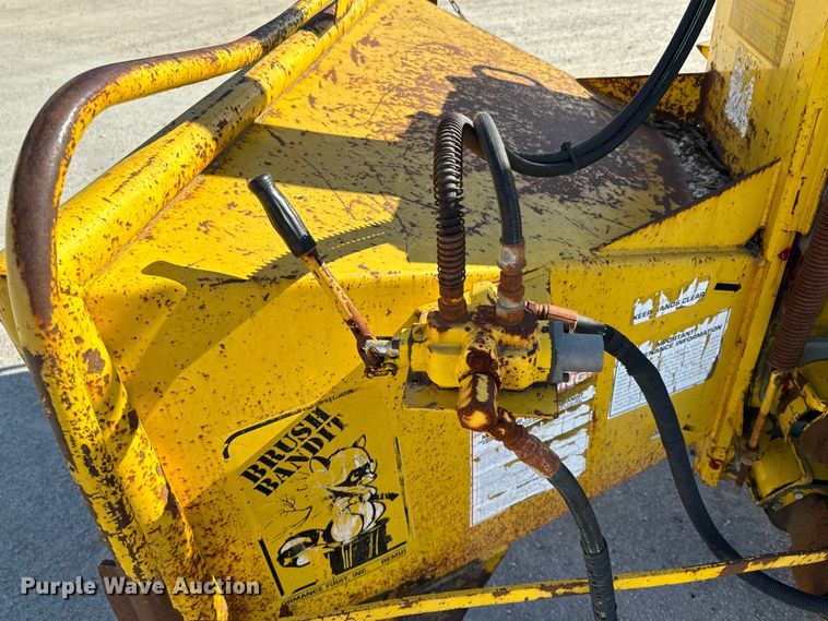 image for item OJ9665 Bandit 250 wood chipper