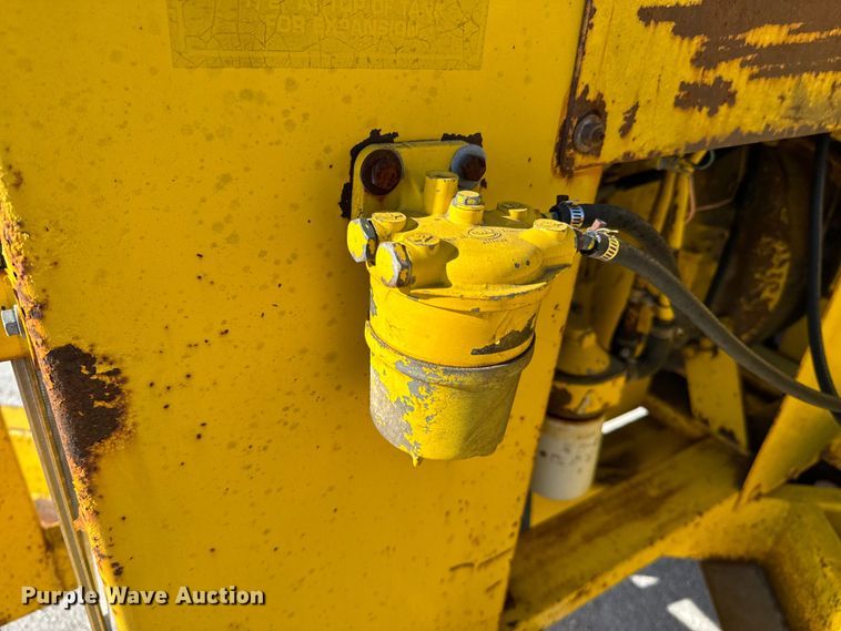 image for item OJ9665 Bandit 250 wood chipper