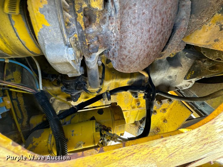 image for item OJ9665 Bandit 250 wood chipper