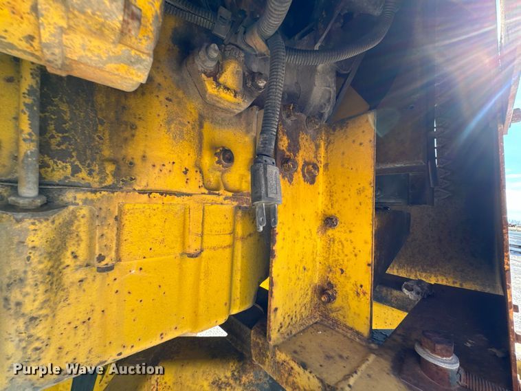 image for item OJ9665 Bandit 250 wood chipper