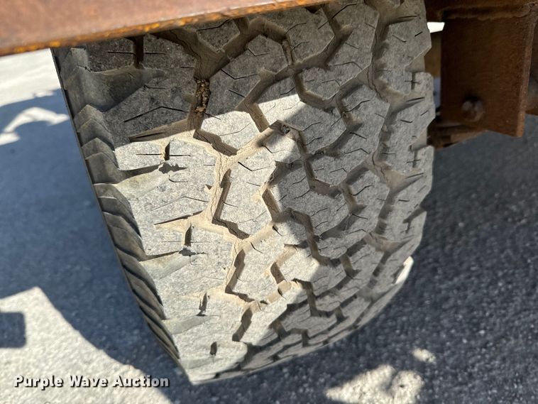 image for item OJ9665 Bandit 250 wood chipper