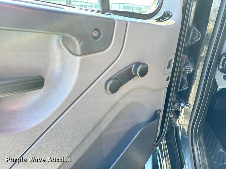 image for item OJ9670 2015 Freightliner  Business Class M2 shuttle bus