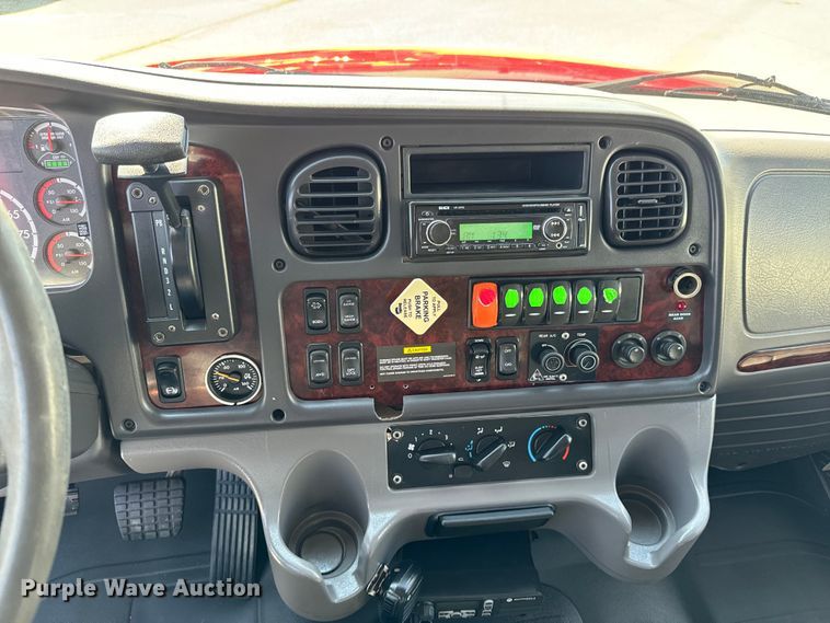 image for item OJ9670 2015 Freightliner  Business Class M2 shuttle bus