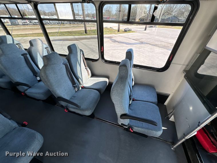 image for item OJ9670 2015 Freightliner  Business Class M2 shuttle bus