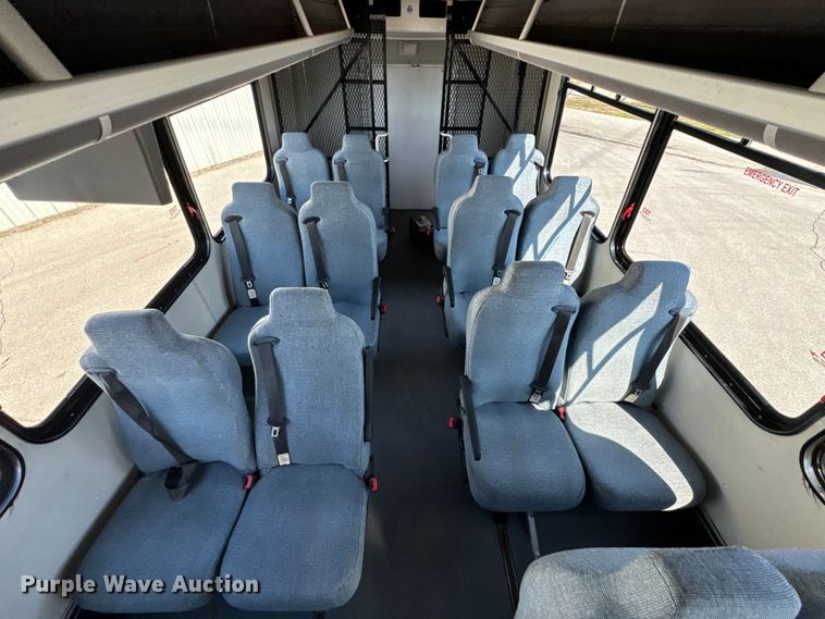 image for item OJ9670 2015 Freightliner  Business Class M2 shuttle bus