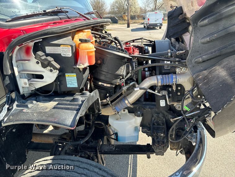 image for item OJ9670 2015 Freightliner  Business Class M2 shuttle bus